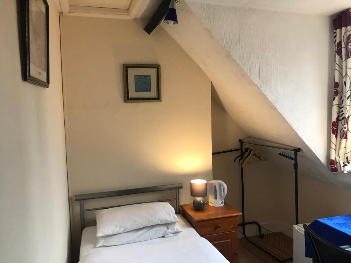 Atlas Oxford House Buitenkant foto